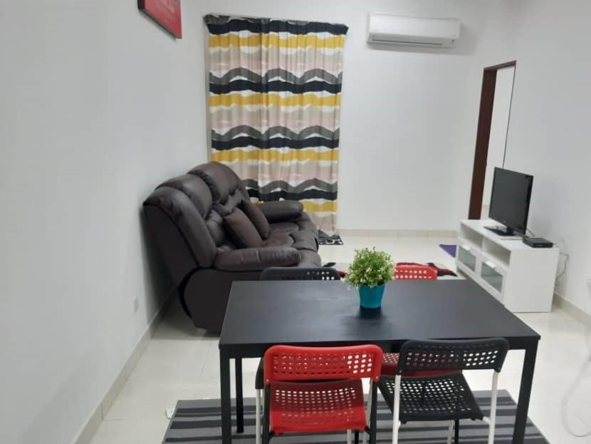 Afnan Homestay At Semenyih, Ascotte Boulevard Ngoại thất bức ảnh