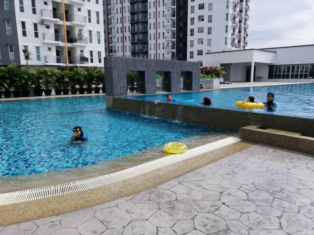 Afnan Homestay At Semenyih, Ascotte Boulevard Ngoại thất bức ảnh